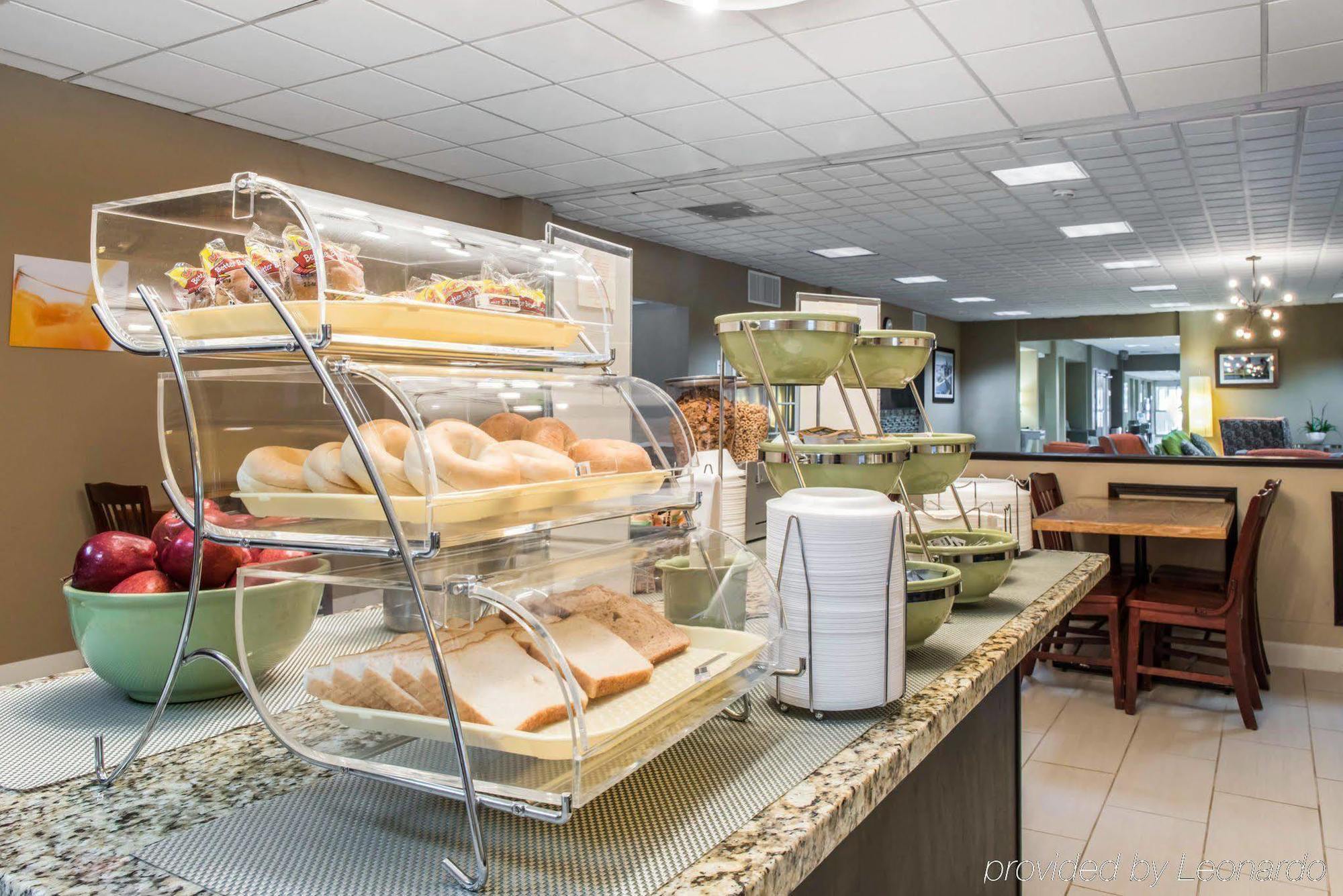 New Kensington Quality Inn מראה חיצוני תמונה