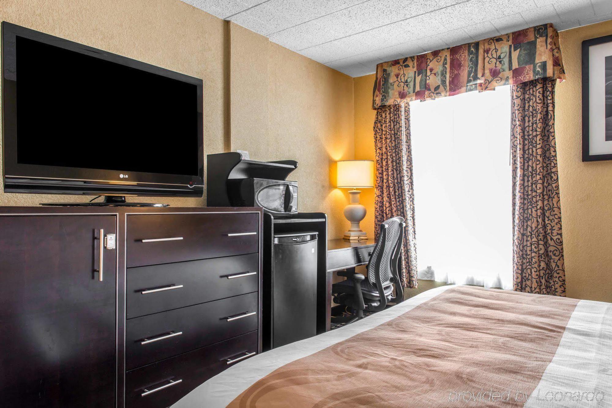 New Kensington Quality Inn מראה חיצוני תמונה