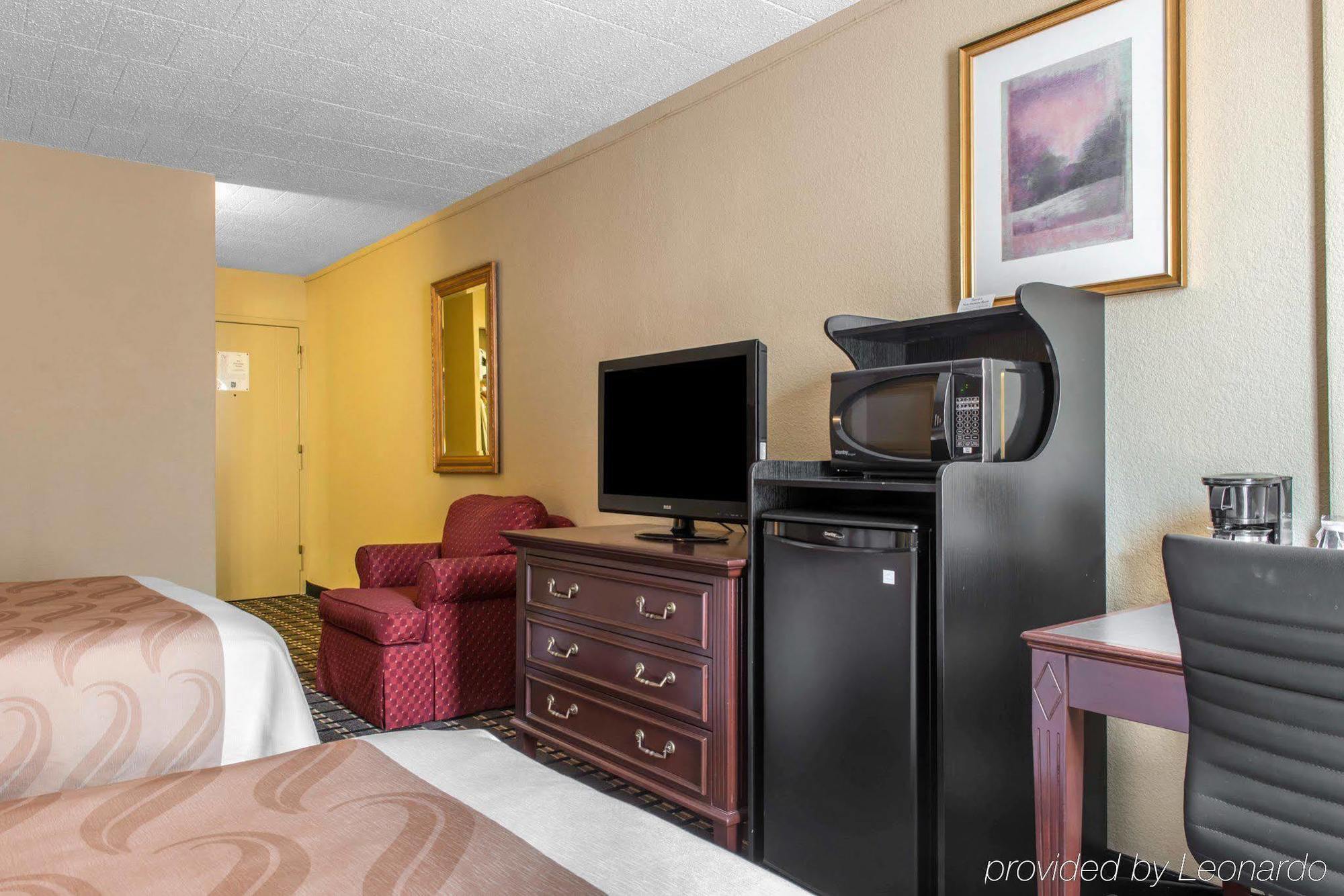 New Kensington Quality Inn מראה חיצוני תמונה