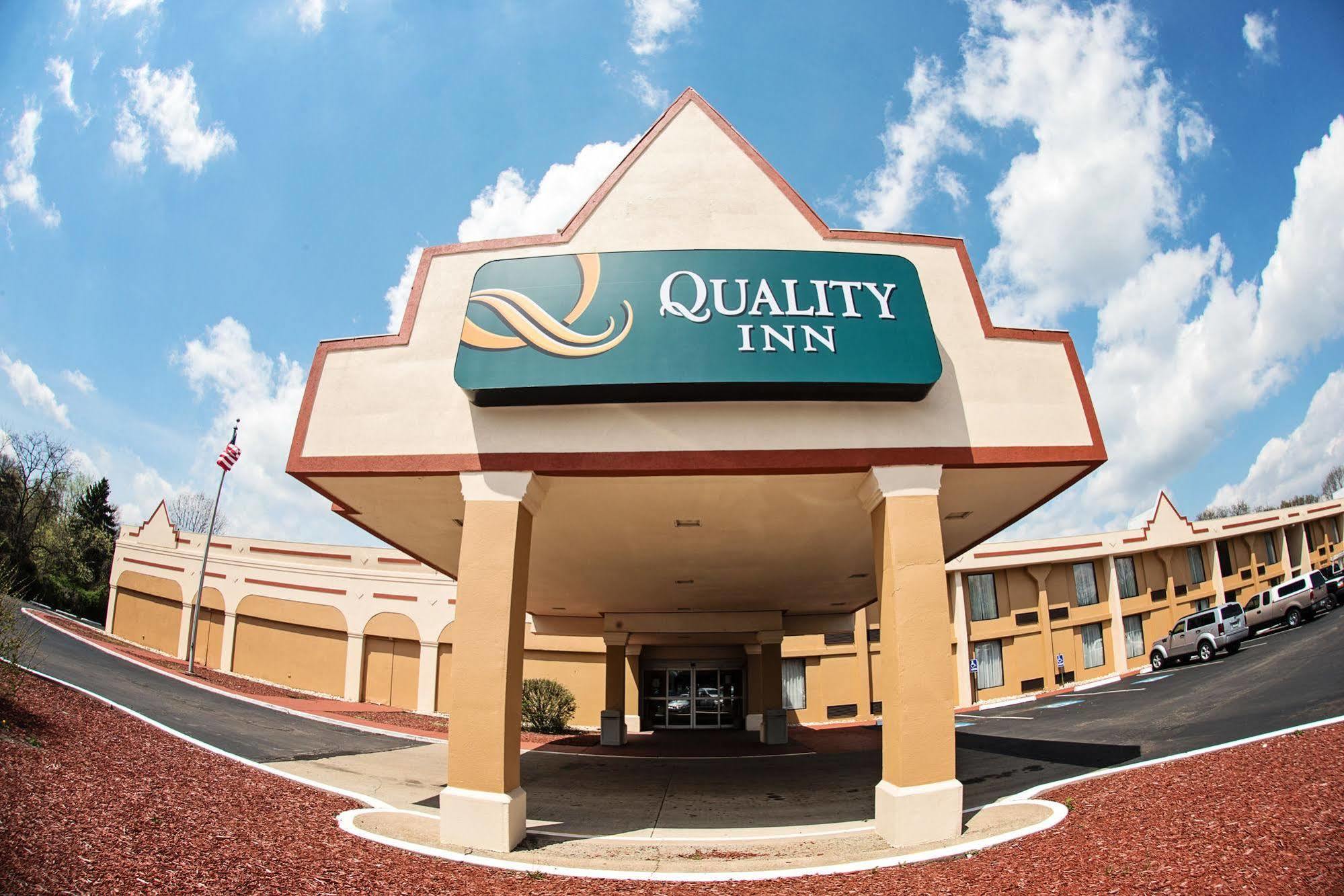 New Kensington Quality Inn מראה חיצוני תמונה